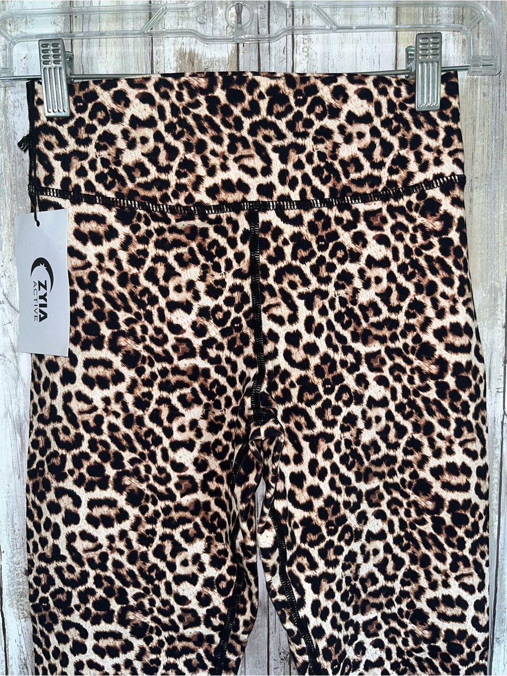 ZYIA Active Brilliant Scrunchy What Leopard Hi Rise 7/8 Leggings 4 NWT - Picture 2 of 4